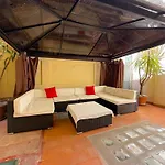Guelfa Courtyard Retreat